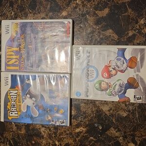 Nintendo Wii Rayman Raving Rabbids, I Spy Spooky Mansion & Mario Kart